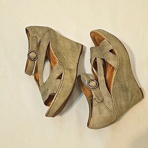 BORN CROWN vintage shoes Wedges size 8